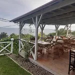 Апартаменти с видом на море