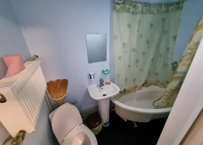 1 с видом на море